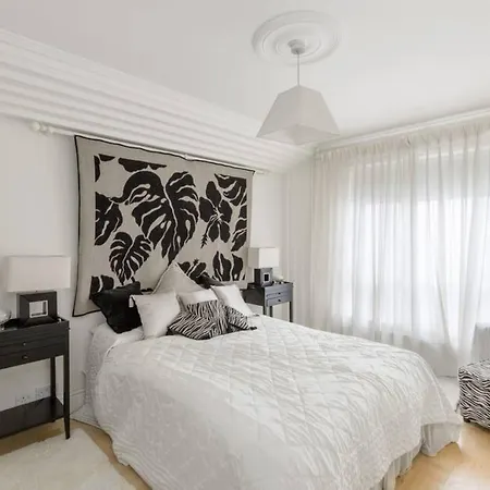 Apartment 3 Bedroom Ballsbridge Townhouse